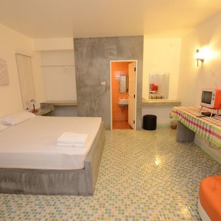 Baansuan Leela Hotel Nai Yang Beach Екстериор снимка