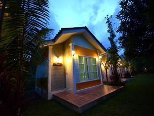 Baansuan Leela Hotel Nai Yang Beach Екстериор снимка