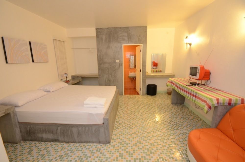 Baansuan Leela Hotel Nai Yang Beach Екстериор снимка