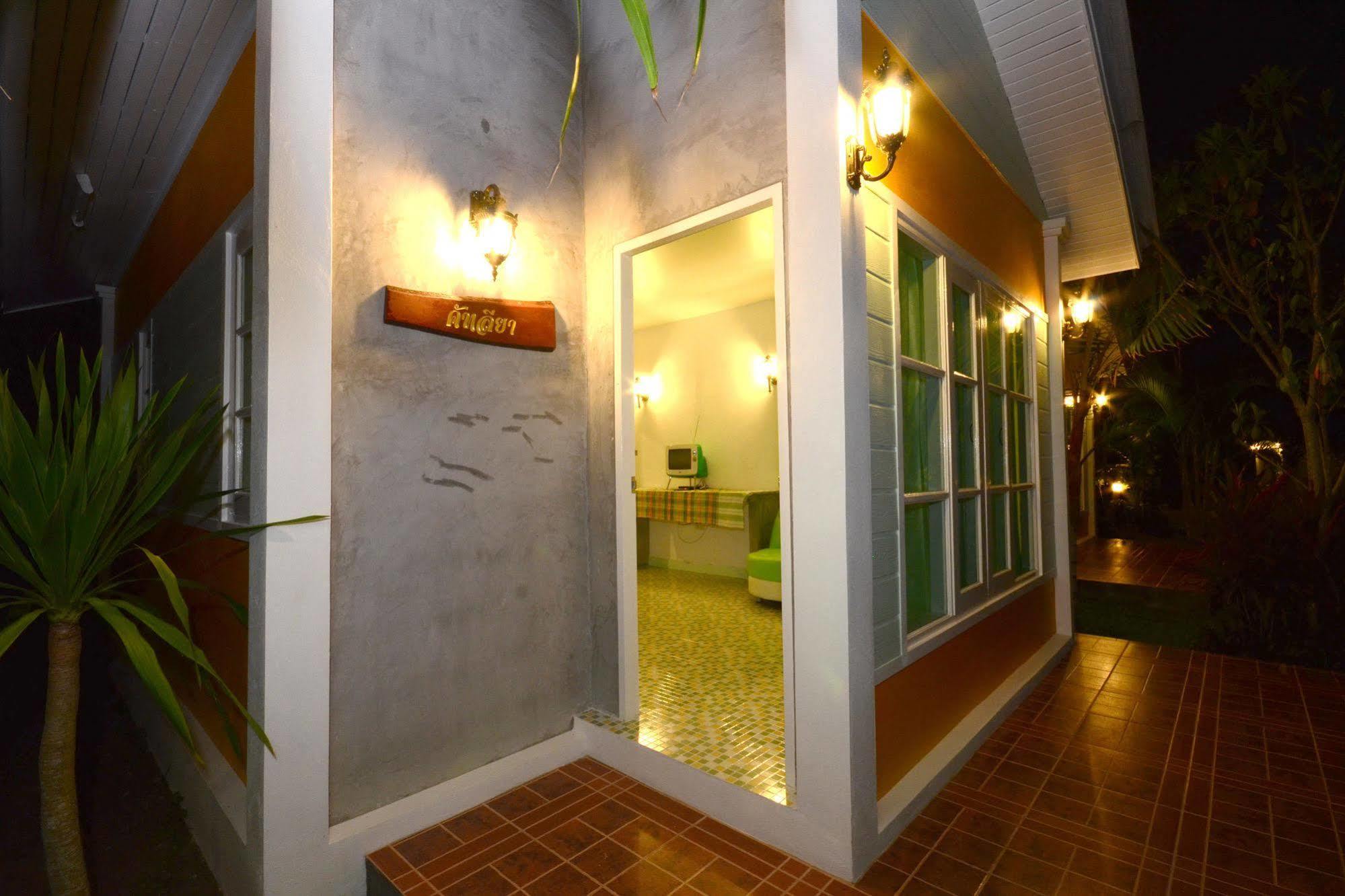 Baansuan Leela Hotel Nai Yang Beach Екстериор снимка